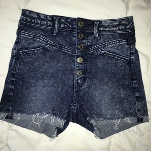American Eagle high waisted button shorts